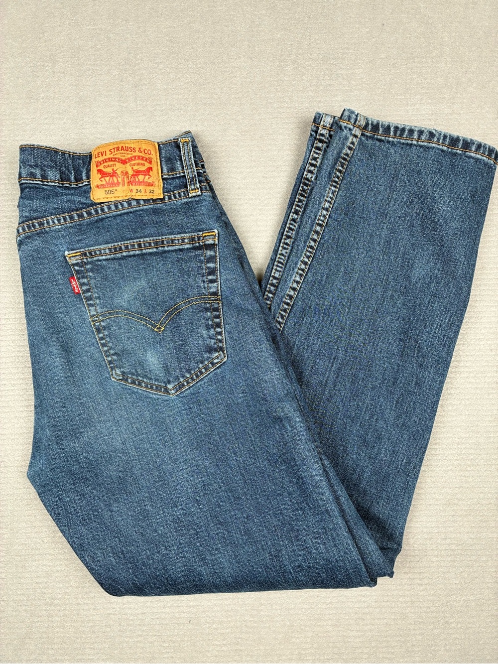 Levi's 505 Men's 34x32 Straight Jeans in Blue Denim